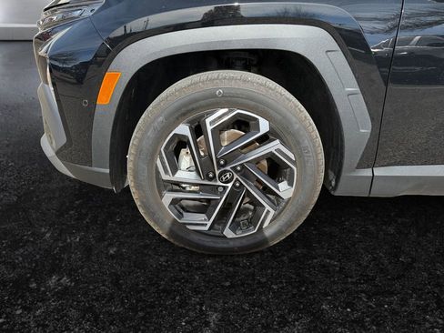 Used 2025 Hyundai Tucson Limited image 27