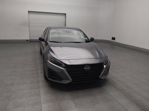 Used 2024 Nissan Altima 2.5 SV image 14