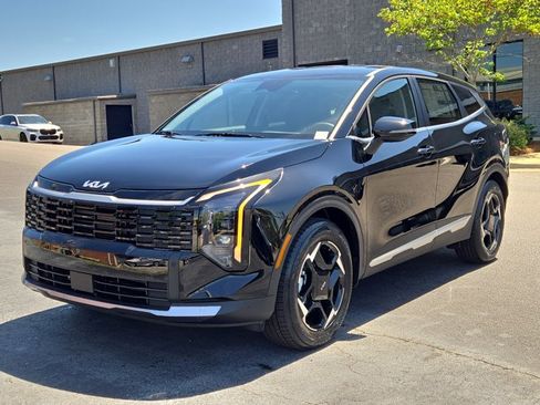 New 2026 Kia Sportage EX image 1
