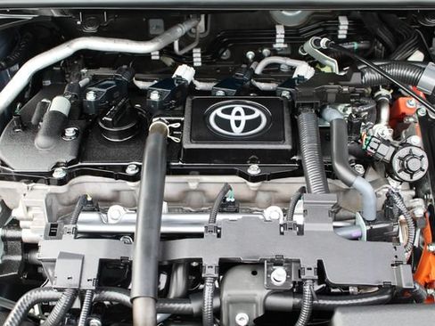 Certified 2025 Toyota Corolla SE FWD image 50