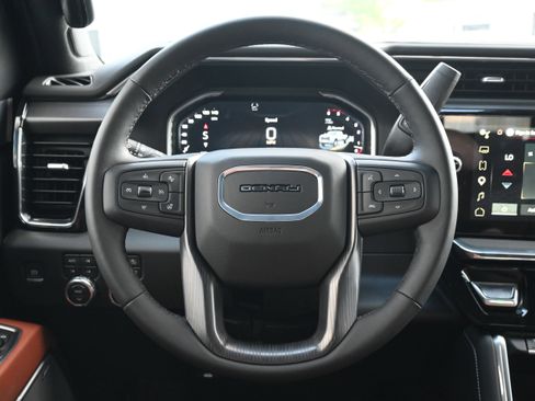 Used 2026 GMC Sierra 3500 Denali Ultimate image 18