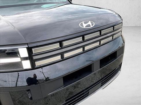 Used 2025 Hyundai Santa Fe SE FWD image 29