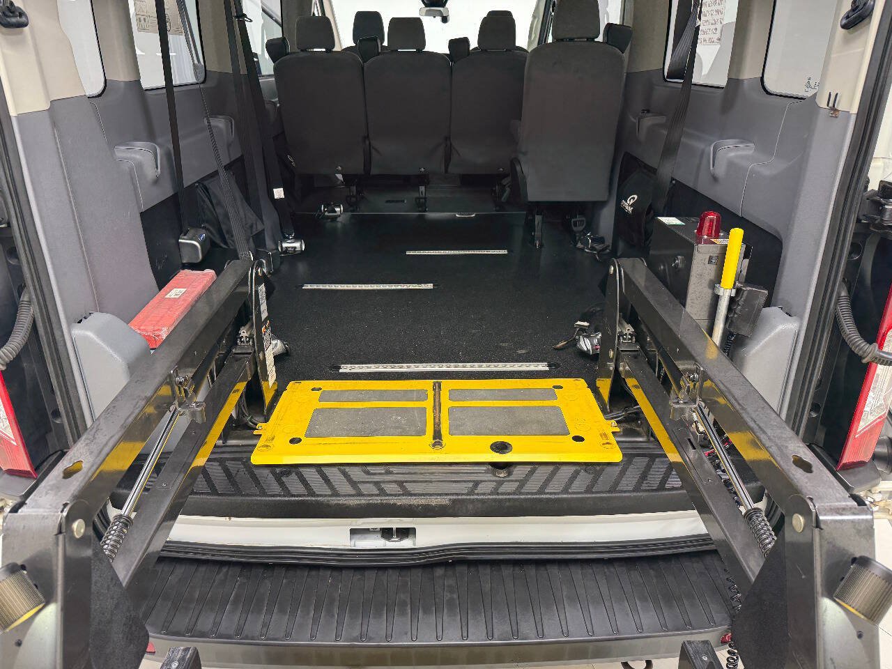 Used 2019 Ford Transit 350 XLT RWD image 84