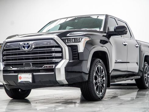 Used 2024 Toyota Tundra Limited AWD/4WD image 8
