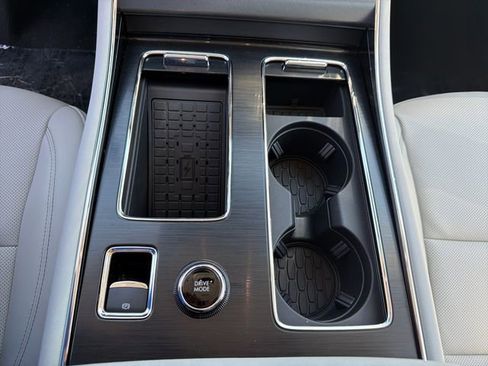 New 2026 Lincoln Aviator AWD image 33