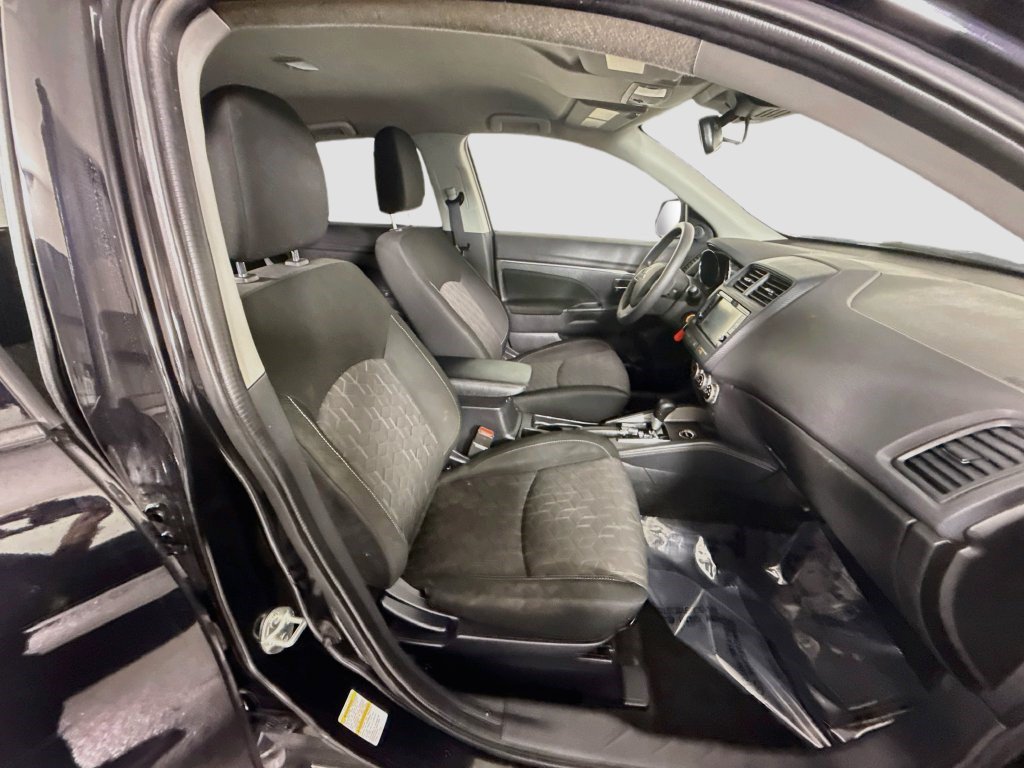 Used 2024 Mitsubishi Outlander Sport AWD image 27