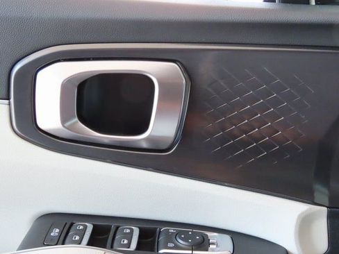 New 2025 Kia Sorento S w/ Panoramic Sunroof Package image 35