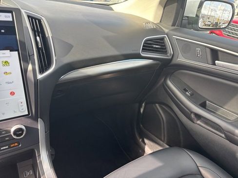 Certified 2022 Ford Edge SEL w/ Convenience Package image 14