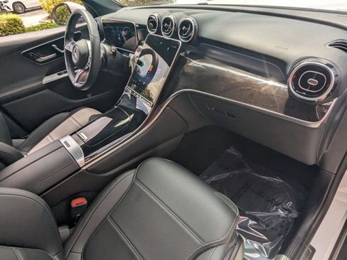 Used 2026 Mercedes-Benz GLC 300 4MATIC image 22