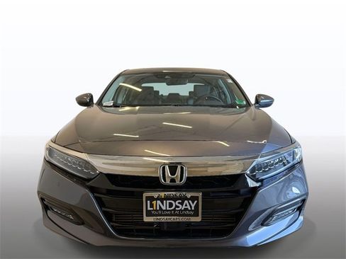 Used 2020 Honda Accord Touring image 8