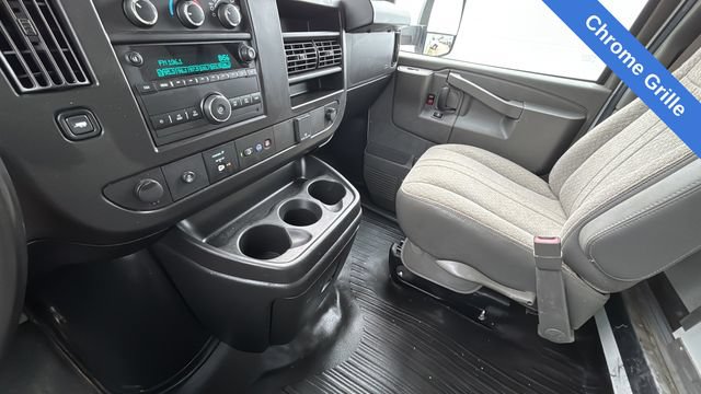 Used 2023 Chevrolet Express 3500 w/ Power Convenience Package RWD image 18