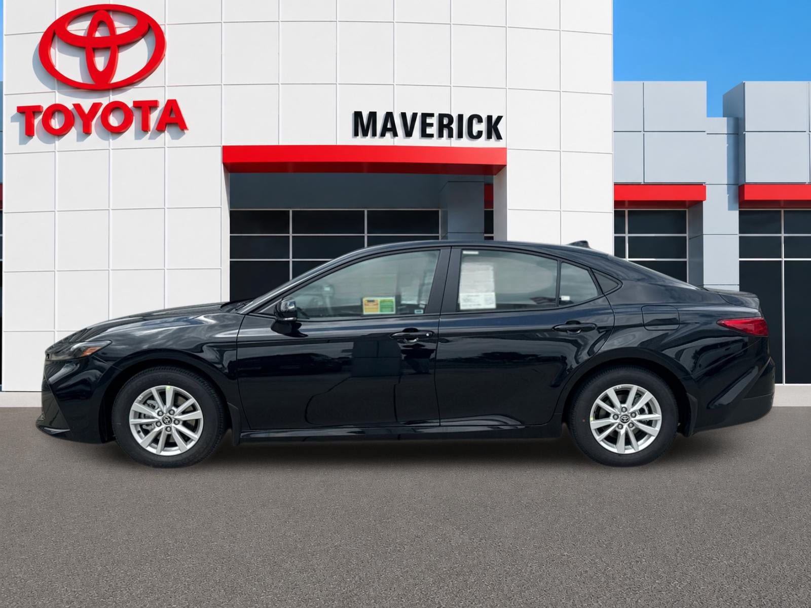 New 2026 Toyota Camry LE FWD image 2
