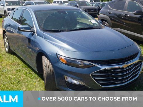 Used 2024 Chevrolet Malibu LT FWD image 3