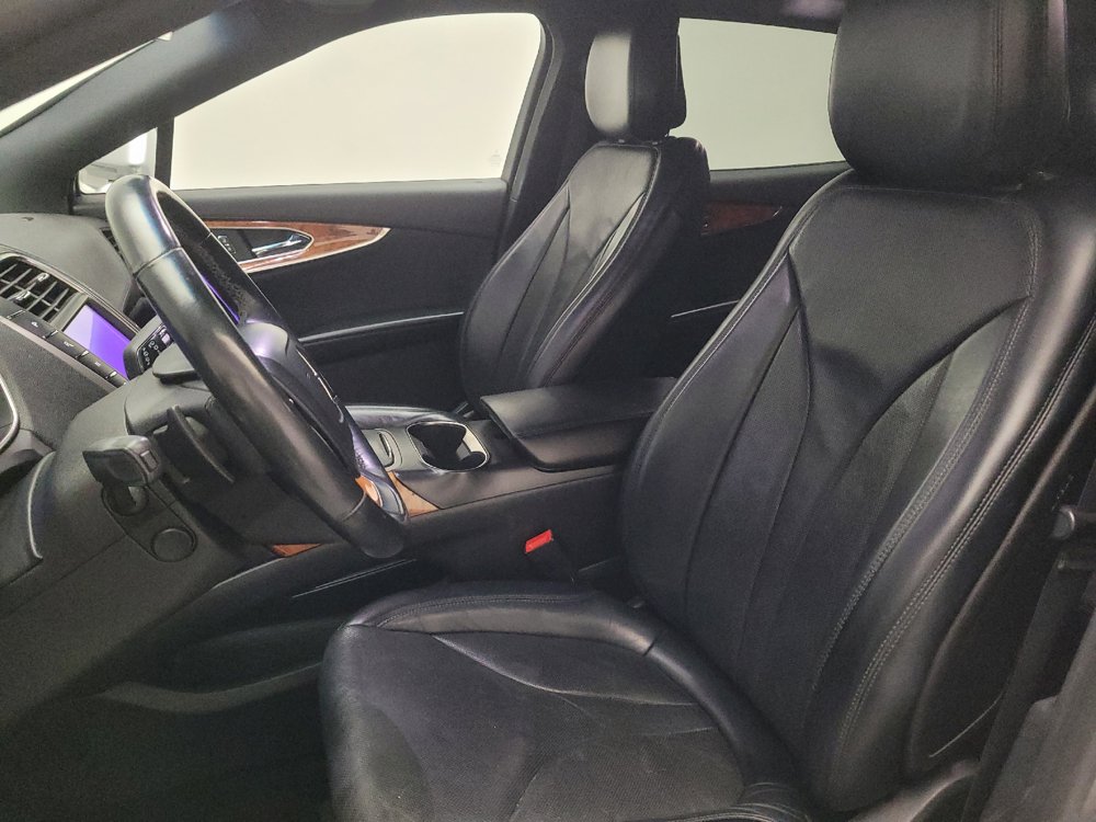 Used 2020 Lincoln Nautilus Reserve FWD image 17