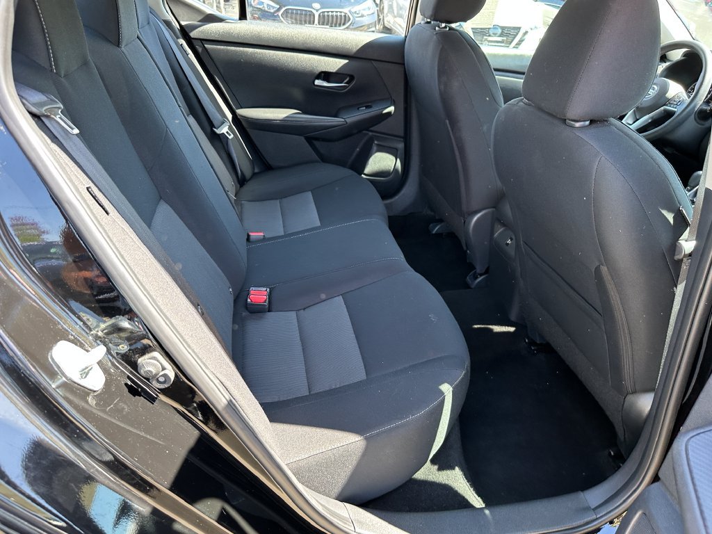 Used 2023 Nissan Sentra SV FWD image 18