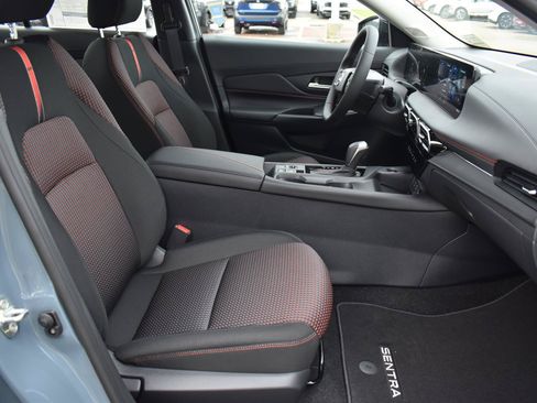 New 2026 Nissan Sentra SR w/ Floor Mat Package FWD image 55