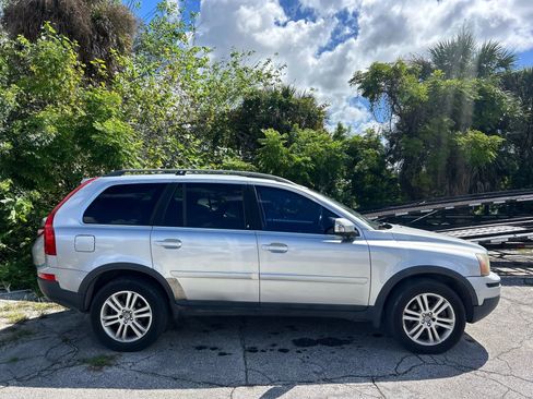 Used 2009 Volvo XC90 3.2 image 4
