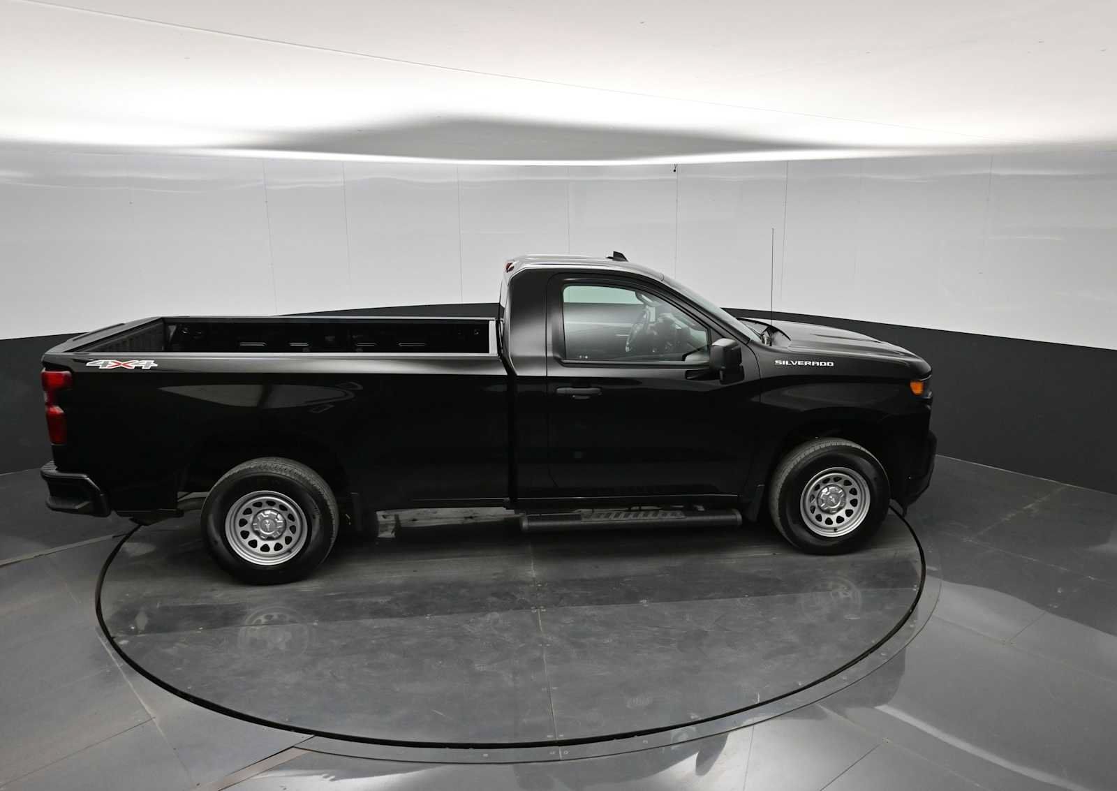 Used 2021 Chevrolet Silverado 1500 W/T w/ WT Value Package AWD/4WD image 31