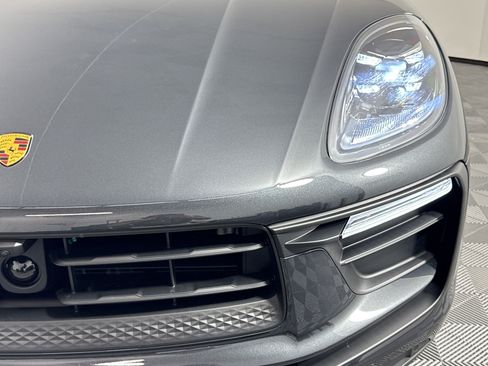 Certified 2026 Porsche Macan AWD/4WD image 30