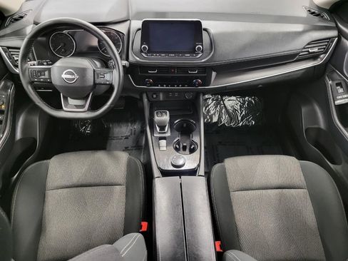 Certified 2025 Nissan Rogue SV AWD/4WD image 39
