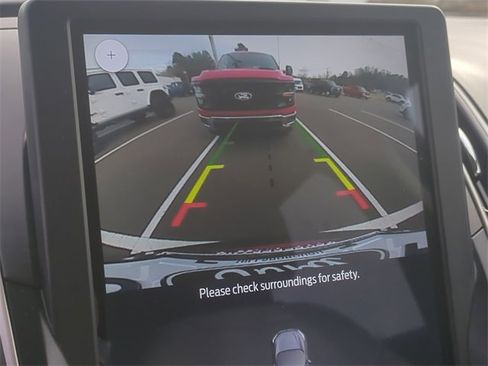 Used 2023 Ford Edge SEL w/ Convenience Package image 26