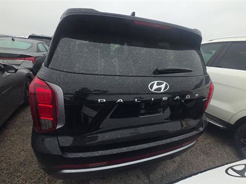 Used 2025 Hyundai Palisade Limited AWD/4WD image 5