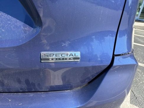 Used 2019 Nissan Rogue S w/ Special Edition Package FWD image 5