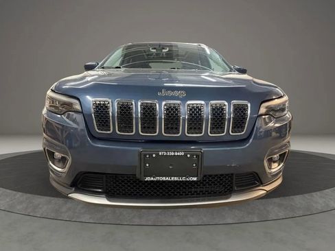 Used 2019 Jeep Cherokee Limited AWD/4WD image 3