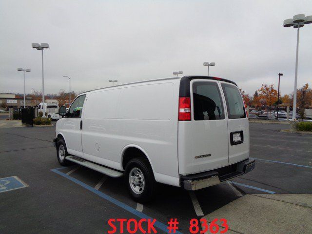 Used 2024 Chevrolet Express 2500 w/ Driver Convenience Package RWD image 3