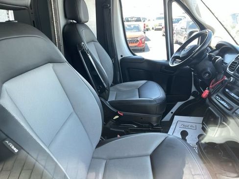 Used 2024 RAM ProMaster 2500 w/ Quick Order Package 22G SLT FWD image 10