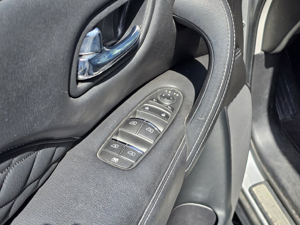 Used 2018 INFINITI QX80 4WD w/ Deluxe Technology Package image 18