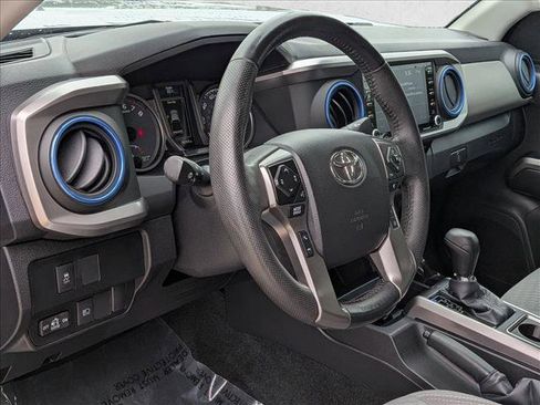 Certified 2022 Toyota Tacoma SR5 w/ Technology Package image 9