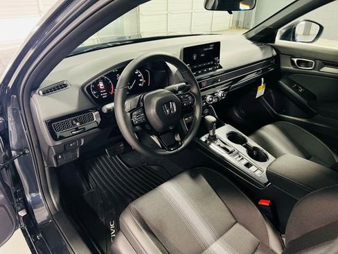 New 2026 Honda Civic Sport image 18