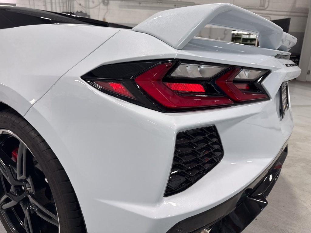 Used 2024 Chevrolet Corvette Stingray Convertible w/ Z51 Performance Package RWD image 51