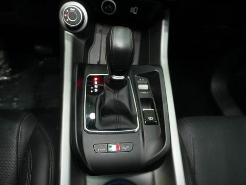 Used 2024 Alfa Romeo Tonale Ti w/ Premium Interior Package image 22