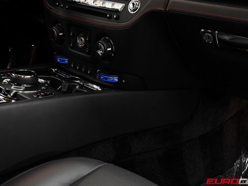 Used 2016 Rolls-Royce Wraith RWD image 34