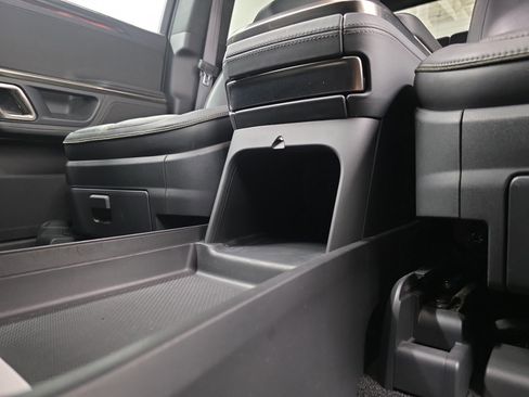 Used 2022 Rivian R1T Adventure image 24