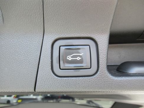 Used 2023 GMC Acadia AT4 w/ Technology Package AWD/4WD image 36