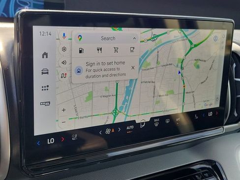 Certified 2025 Ford Expedition Active image 10