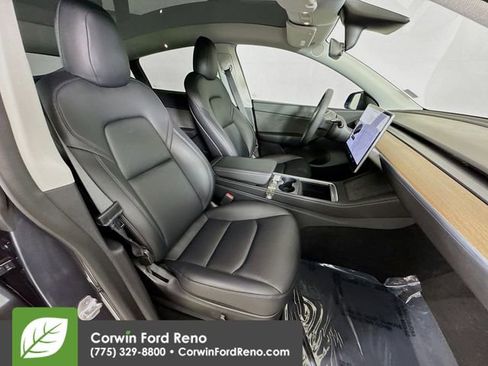 Used 2022 Tesla Model Y Performance image 27