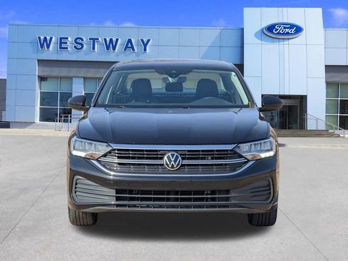 Used 2022 Volkswagen Jetta SE image 7