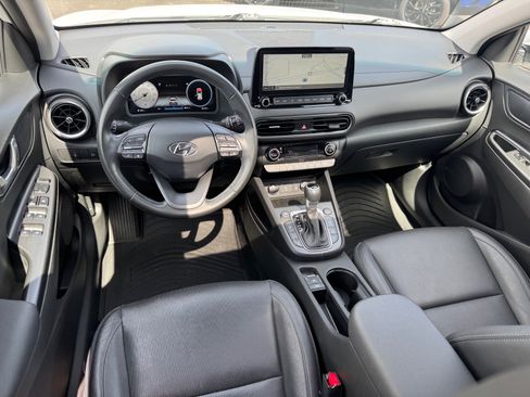 Used 2023 Hyundai Kona Limited image 11