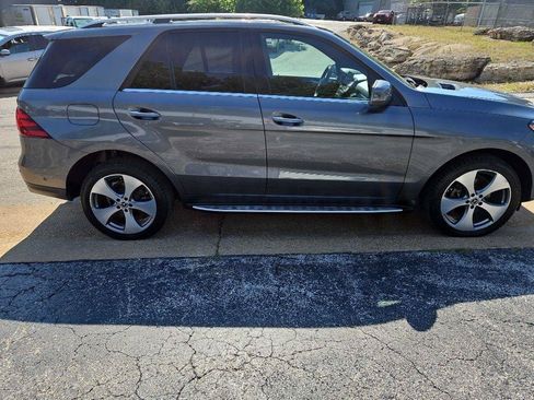 Used 2018 Mercedes-Benz GLE 350 4MATIC image 4
