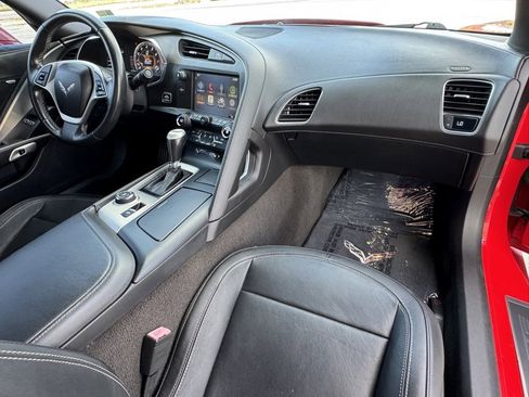 Used 2014 Chevrolet Corvette Stingray Coupe image 18
