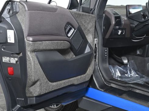 Used 2015 BMW i3 w/ Range Extender image 31