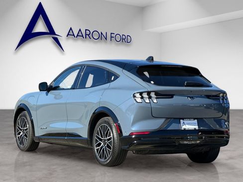 Used 2024 Ford Mustang Mach-E Premium image 4