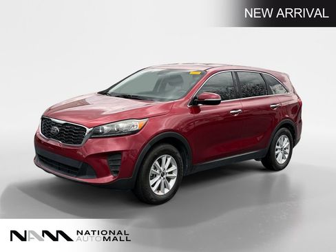 Used 2019 Kia Sorento LX image 1