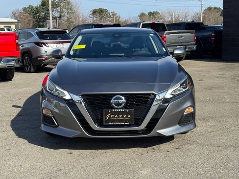 Used 2022 Nissan Altima 2.5 SV w/ SV Premium Package FWD image 14