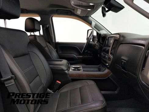Used 2019 GMC Sierra 3500 Denali AWD/4WD image 29