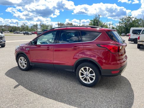 Used 2019 Ford Escape SEL AWD/4WD image 6